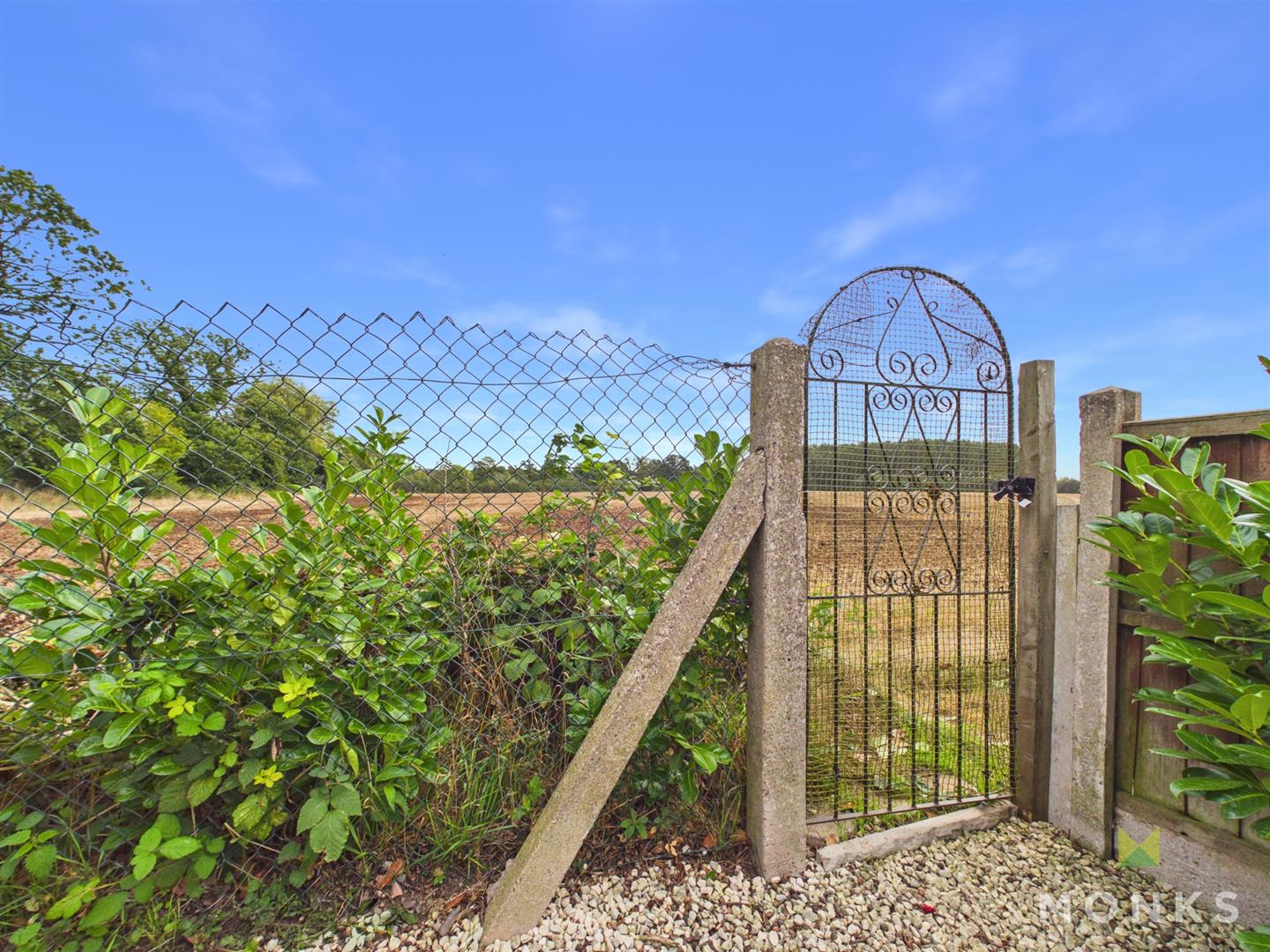 75 Glebelands, Shrewsbury, SY4 4JU For Sale